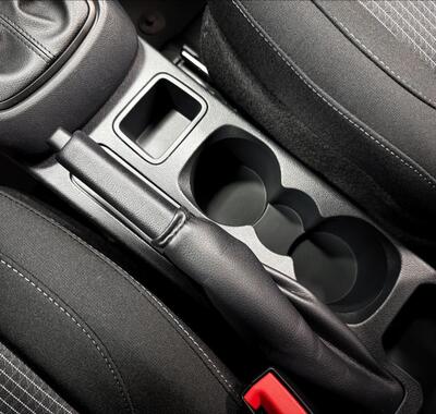 Ford Transit Courier 10