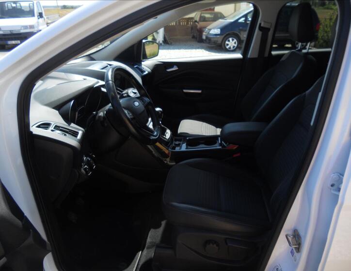 Ford Kuga 12