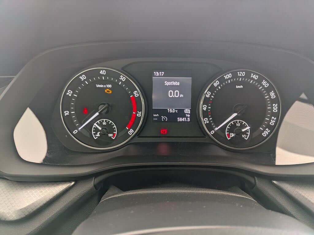 Škoda Octavia Kombi 1,5 l 110 kw