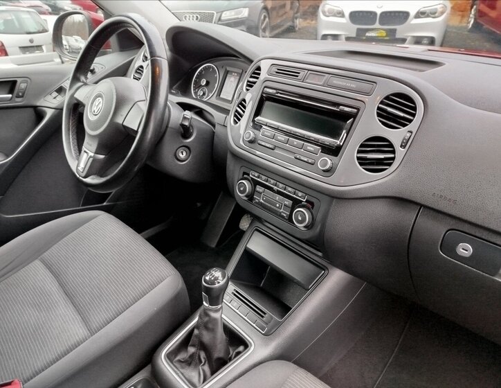 Volkswagen Tiguan SUV 2,0 l 103 kw