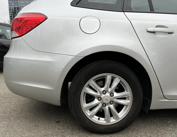Chevrolet Cruze 26