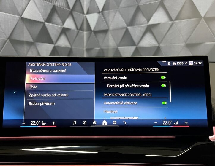 BMW Ostatní Sedan / Limuzína 0,0 290 kw