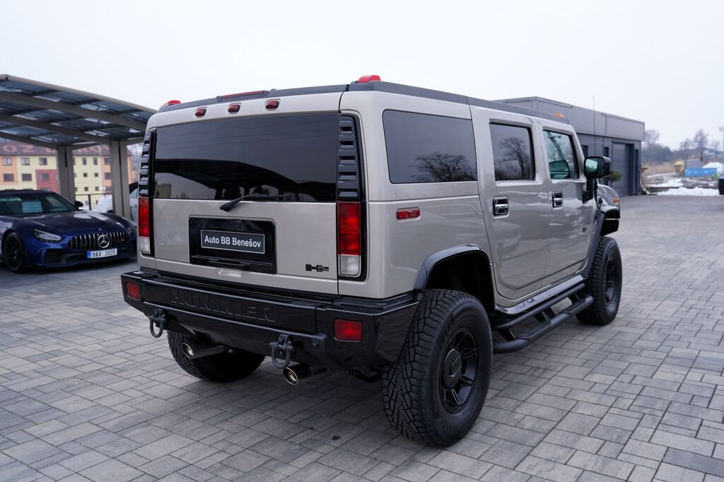 Hummer H2 SUV 6,0 l 232 kw