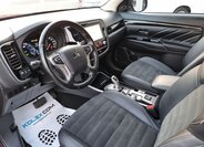 Mitsubishi Outlander SUV / Terénní 2,4 l 165 kw