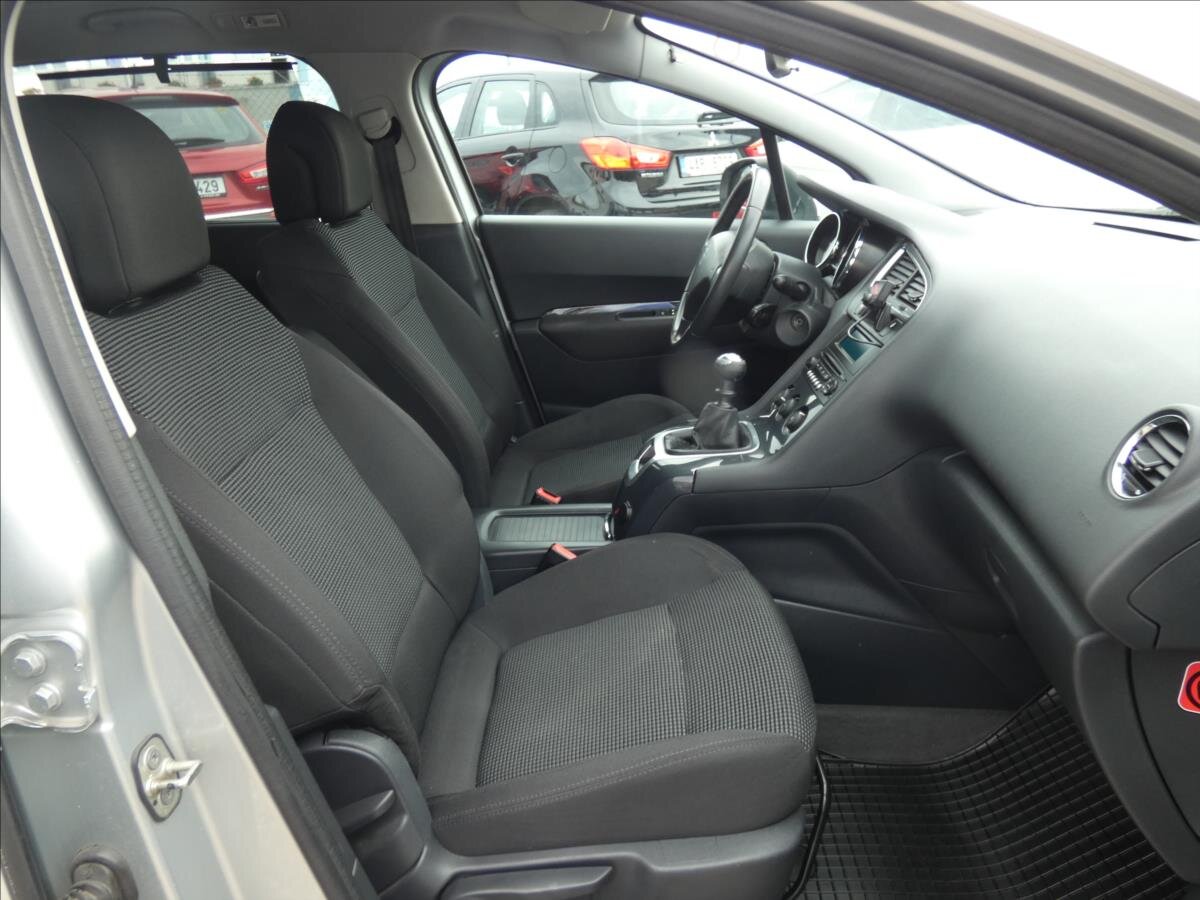 Peugeot 5008 MPV 1,6 l 115 kw