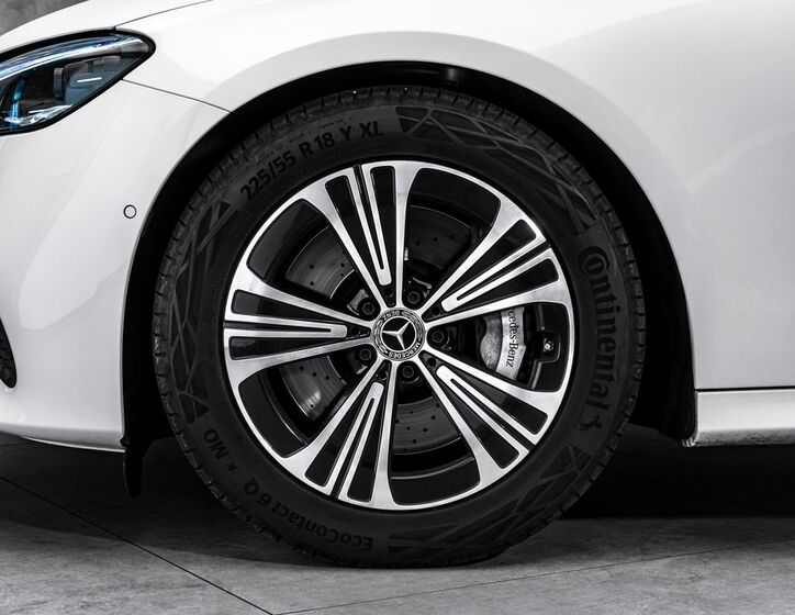 Mercedes-Benz Třídy E 2