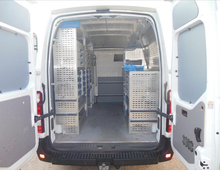 Renault Master 8