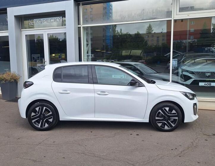 Peugeot 208 8