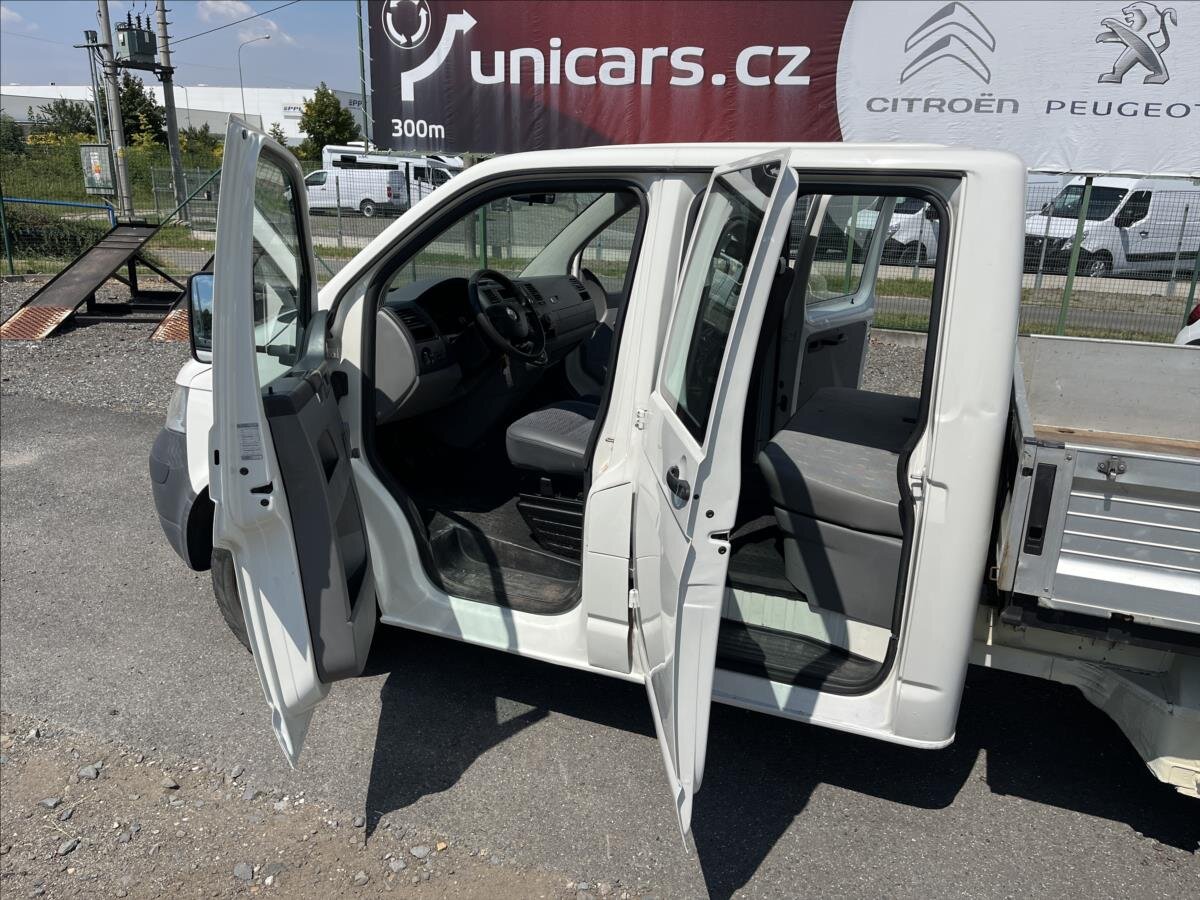Volkswagen Transporter Valník 2,5 l 96 kw