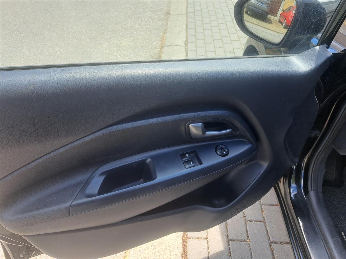 KIA Rio Hatchback 1,2 l 62 kw