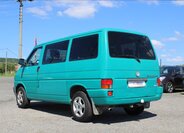 Volkswagen Caravelle Kombi 2,4 l 57 kw
