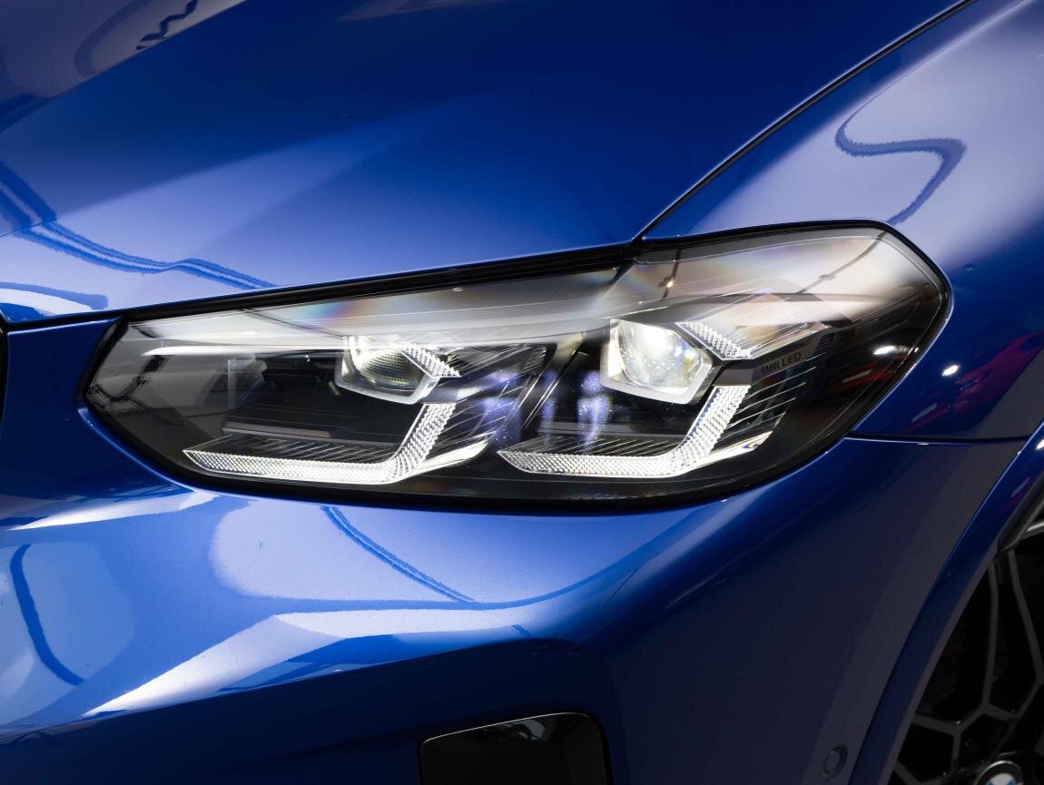 BMW X4 SUV 3,0 l 353 kw