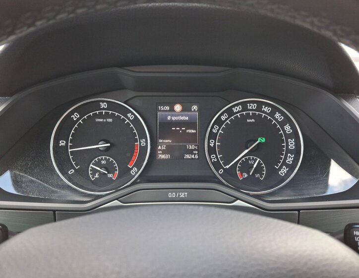 Škoda Superb Sedan / Limuzína 2,0 l 140 kw