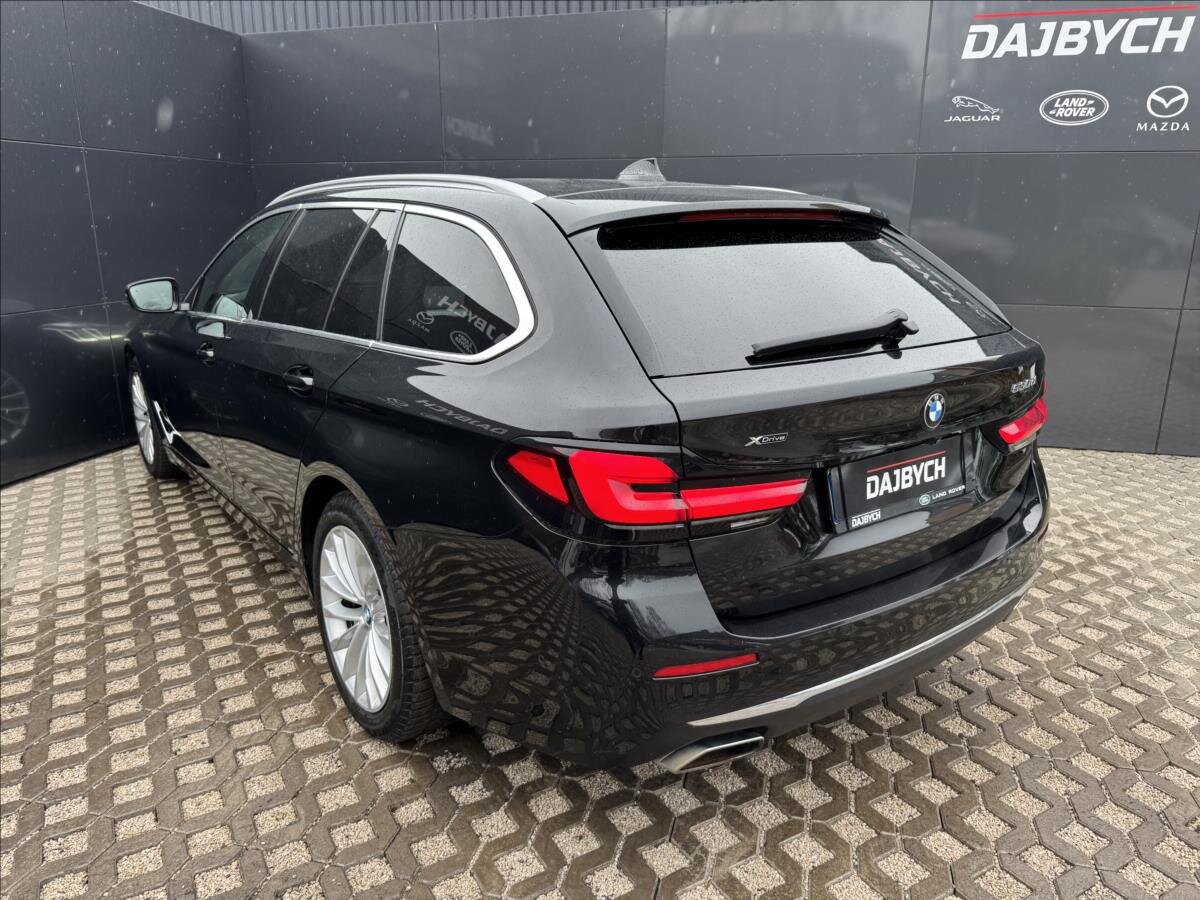 BMW Řada 5 Kombi 3,0 l 210 kw