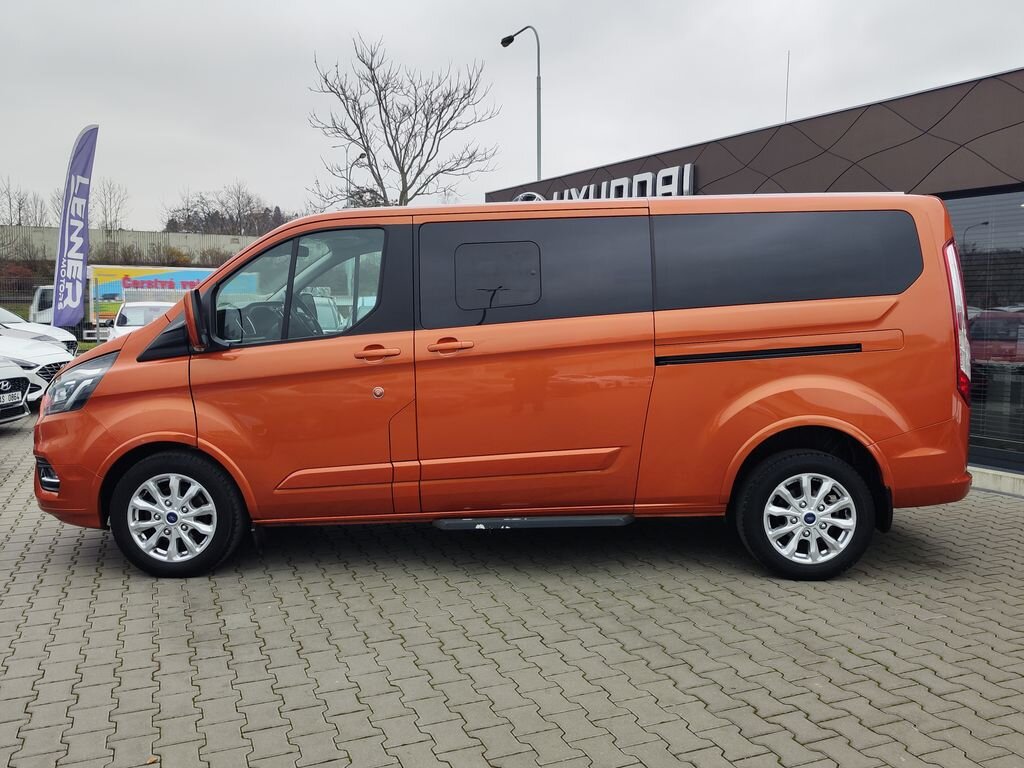 Ford Tourneo Custom