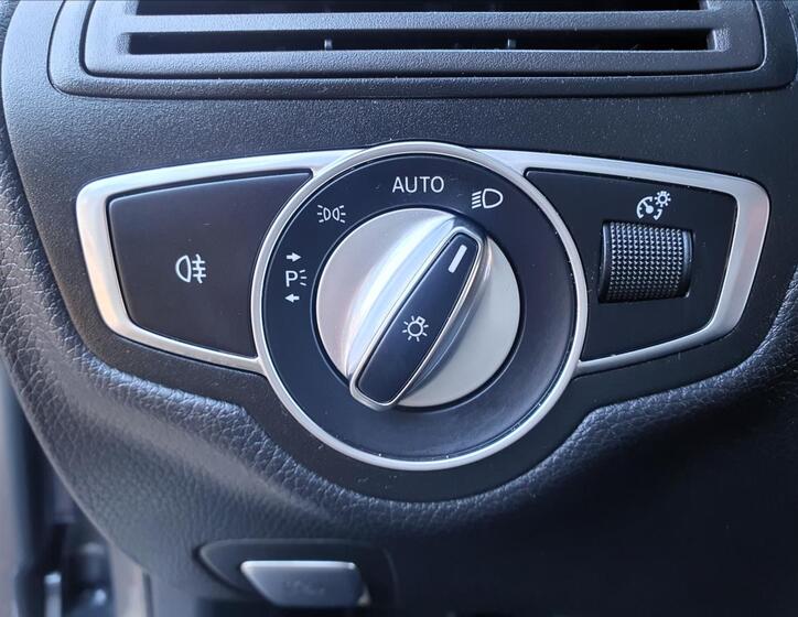 Mercedes-Benz Třídy C 37