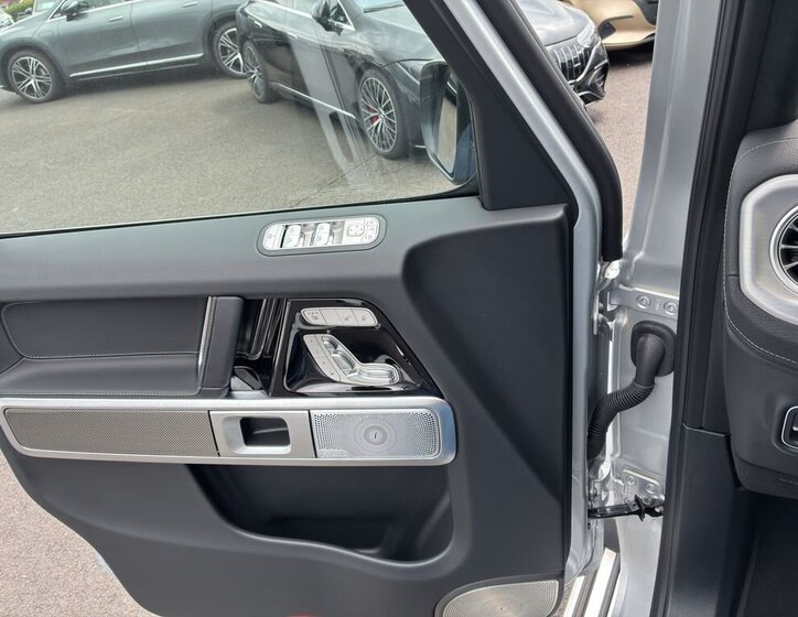 Mercedes-Benz Třídy G SUV / Terénní 0,0 432 kw