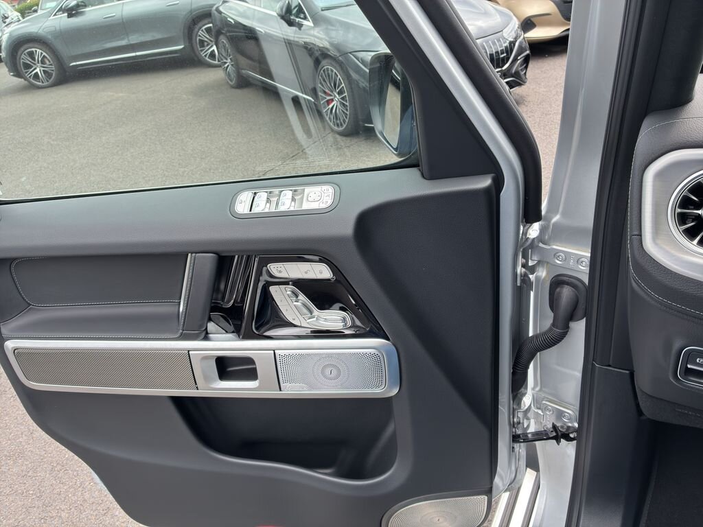 Mercedes-Benz Třídy G SUV / Terénní 0,0 432 kw