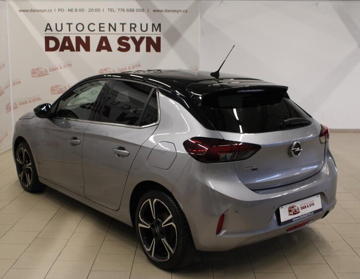 Opel Corsa Hatchback 1,2 l 55 kw