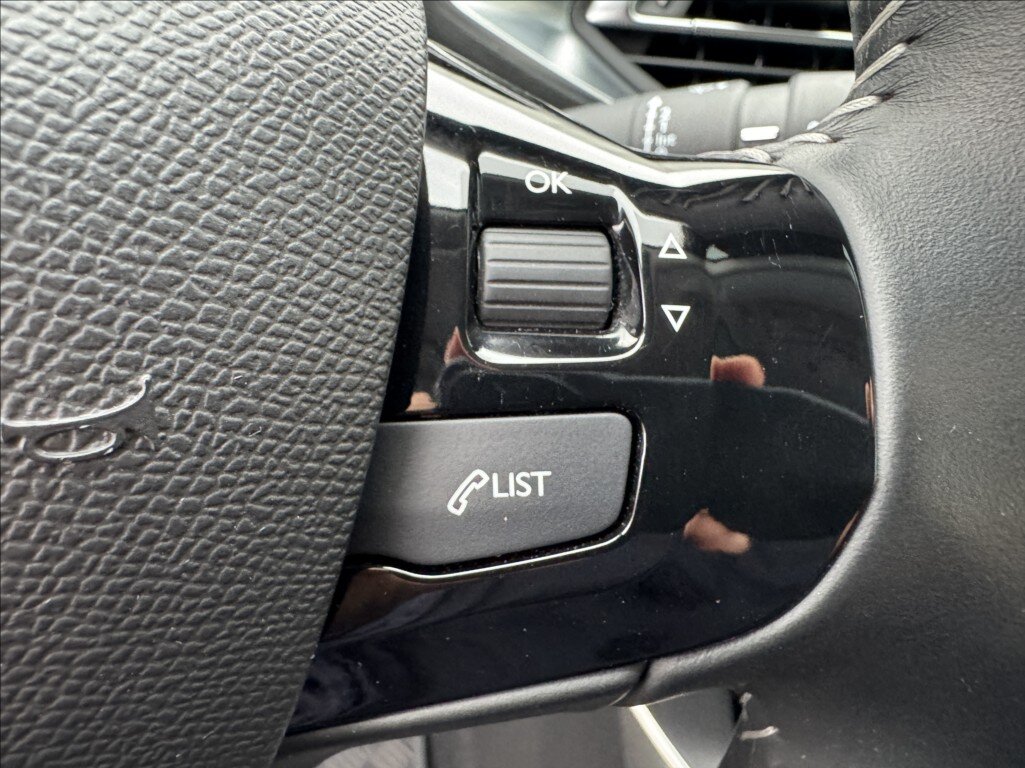 Peugeot 308 Kombi 1,5 l 96 kw