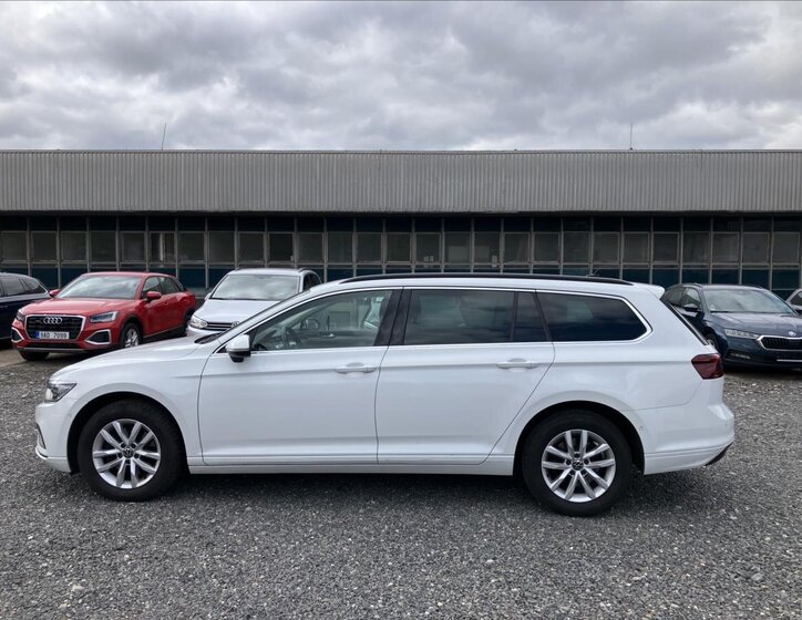 Volkswagen Passat Kombi 2,0 l 90 kw