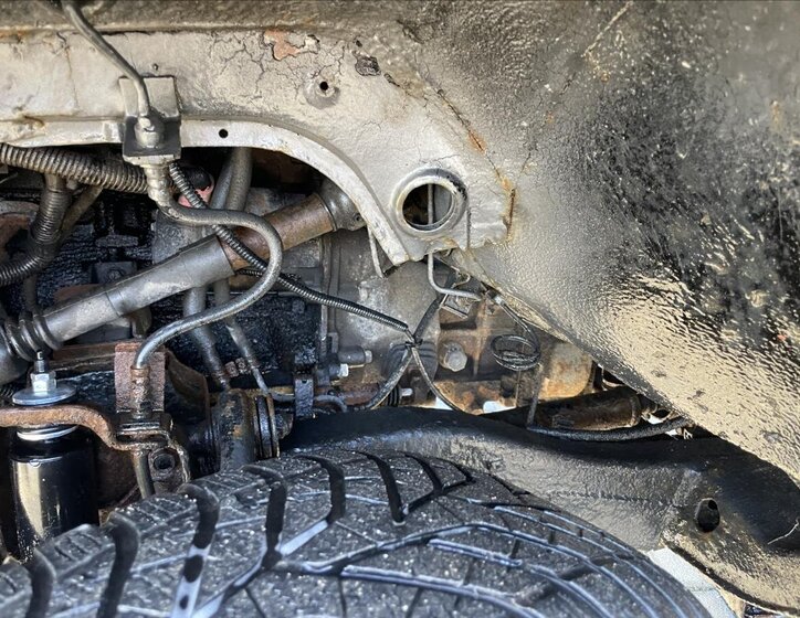 Mitsubishi Pajero 28