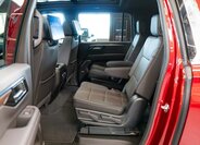 Chevrolet Suburban SUV / Terénní 6,2 l 313 kw