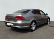 Volkswagen Passat Sedan / Limuzína 2,0 l 130 kw
