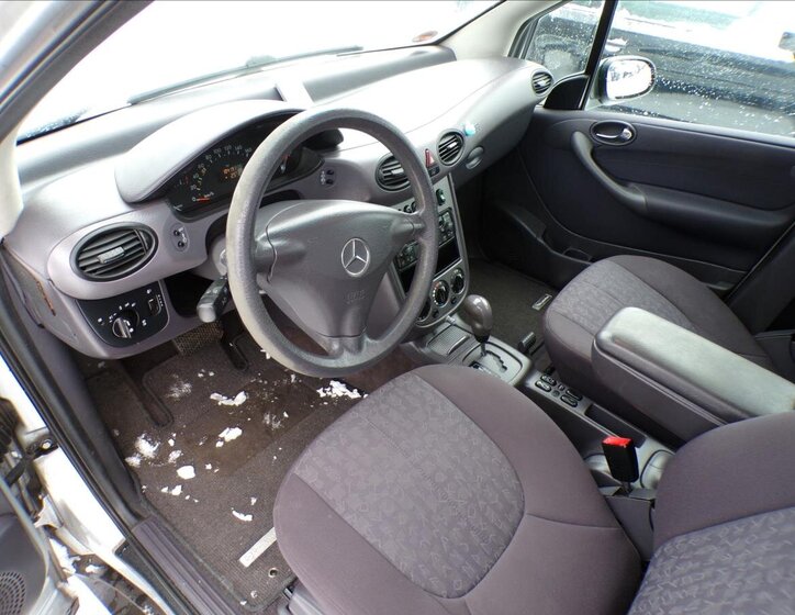 Mercedes-Benz Třídy A 13