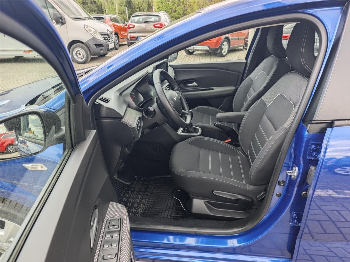 Dacia Sandero Hatchback 999,0 67 kw