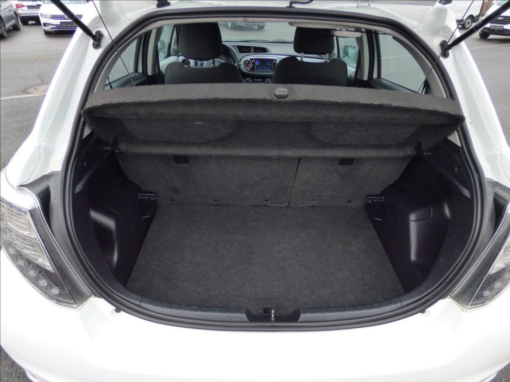 Toyota Yaris Hatchback 1,5 l 55 kw