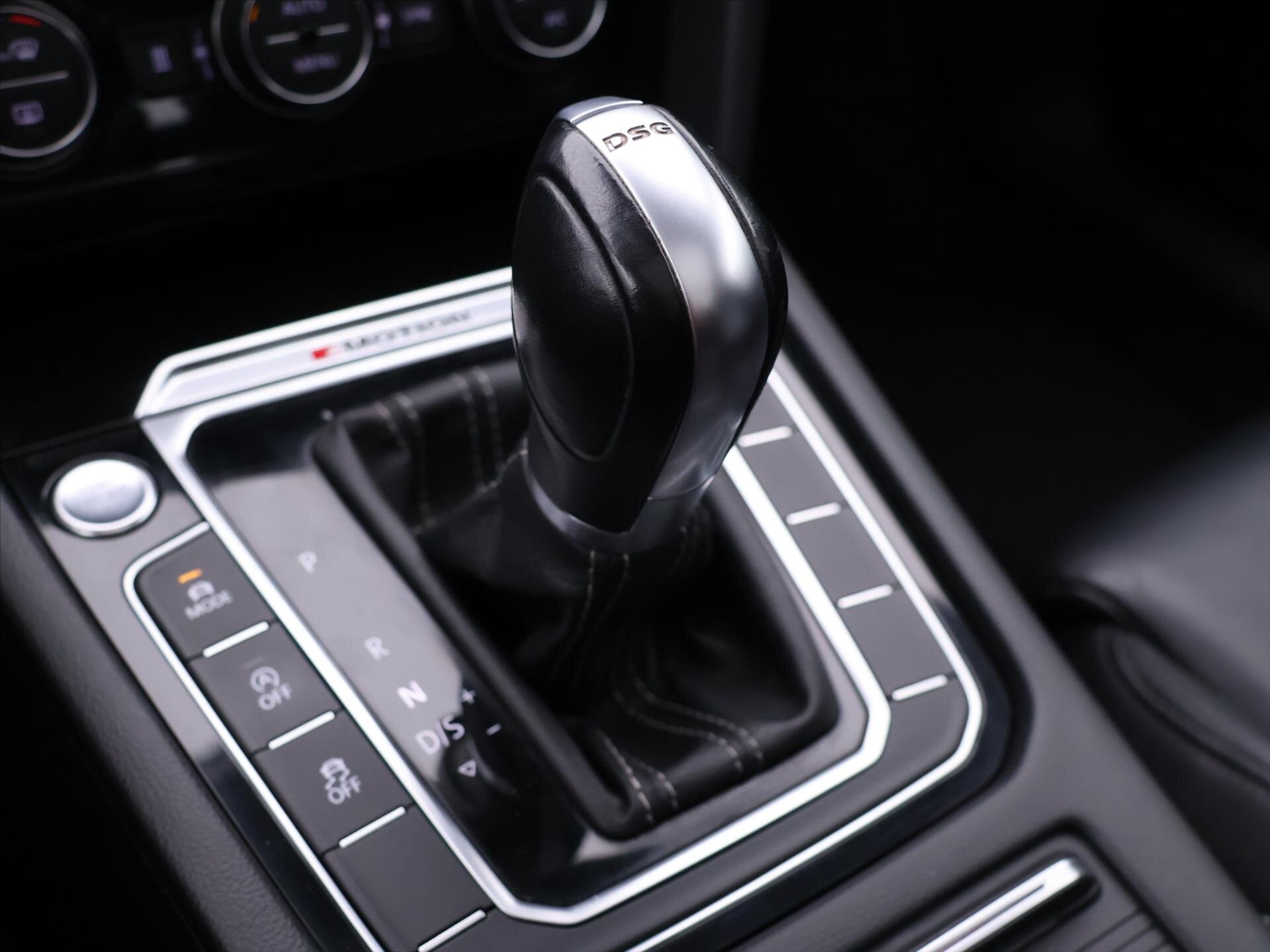 Volkswagen Passat Kombi 2,0 l 206 kw