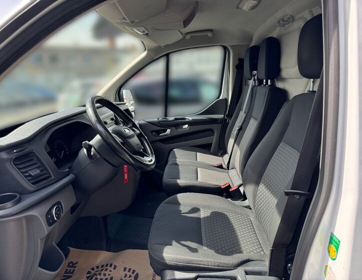Ford Transit Custom 7