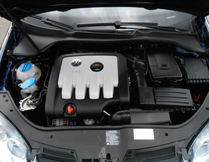 Volkswagen Jetta Sedan / Limuzína 2,0 l 125 kw