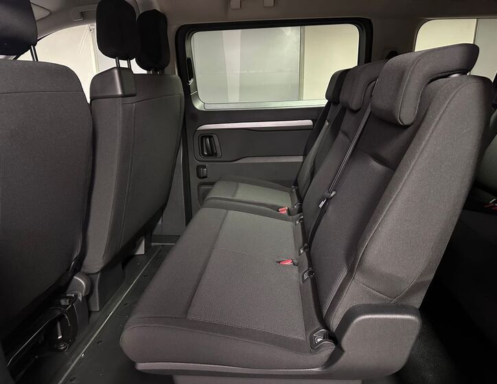 Toyota ProAce Verso 10