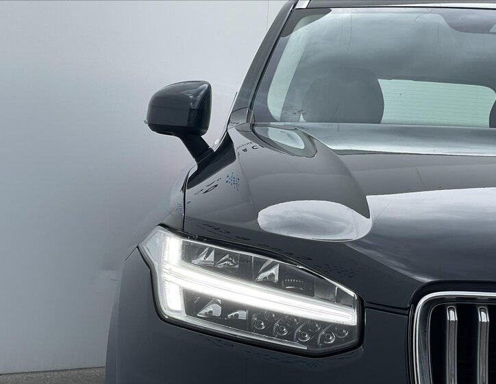Volvo XC90 SUV 2,0 l 173 kw