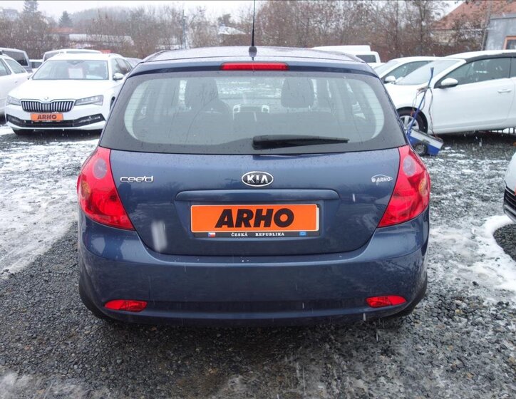 KIA Ceed 4
