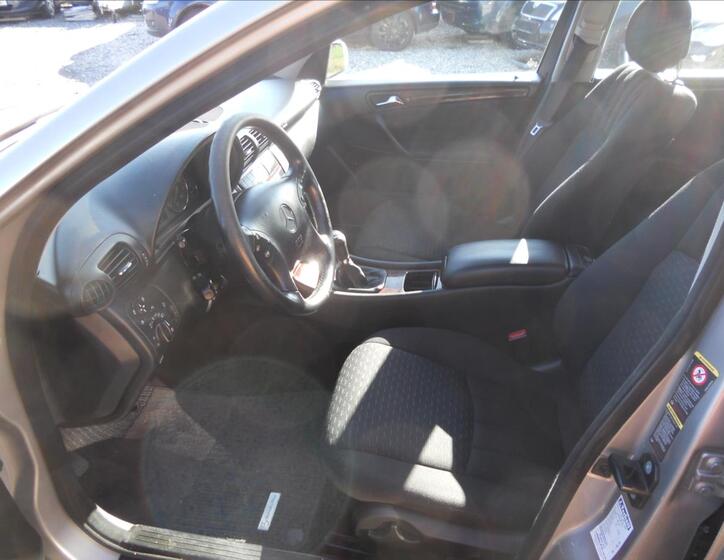 Mercedes-Benz Třídy C 12