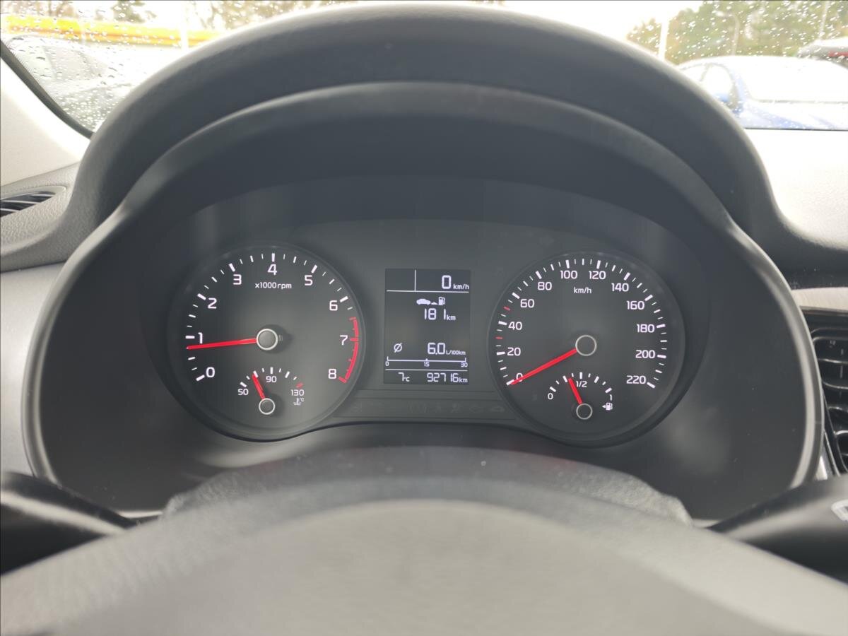 KIA Stonic SUV / Terénní 1,4 l 73 kw