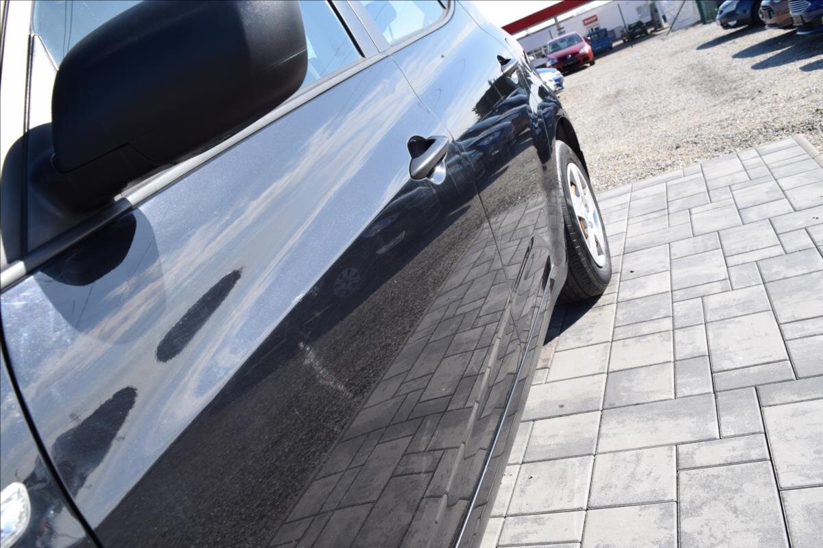 KIA Venga Kombi 1,4 l 66 kw