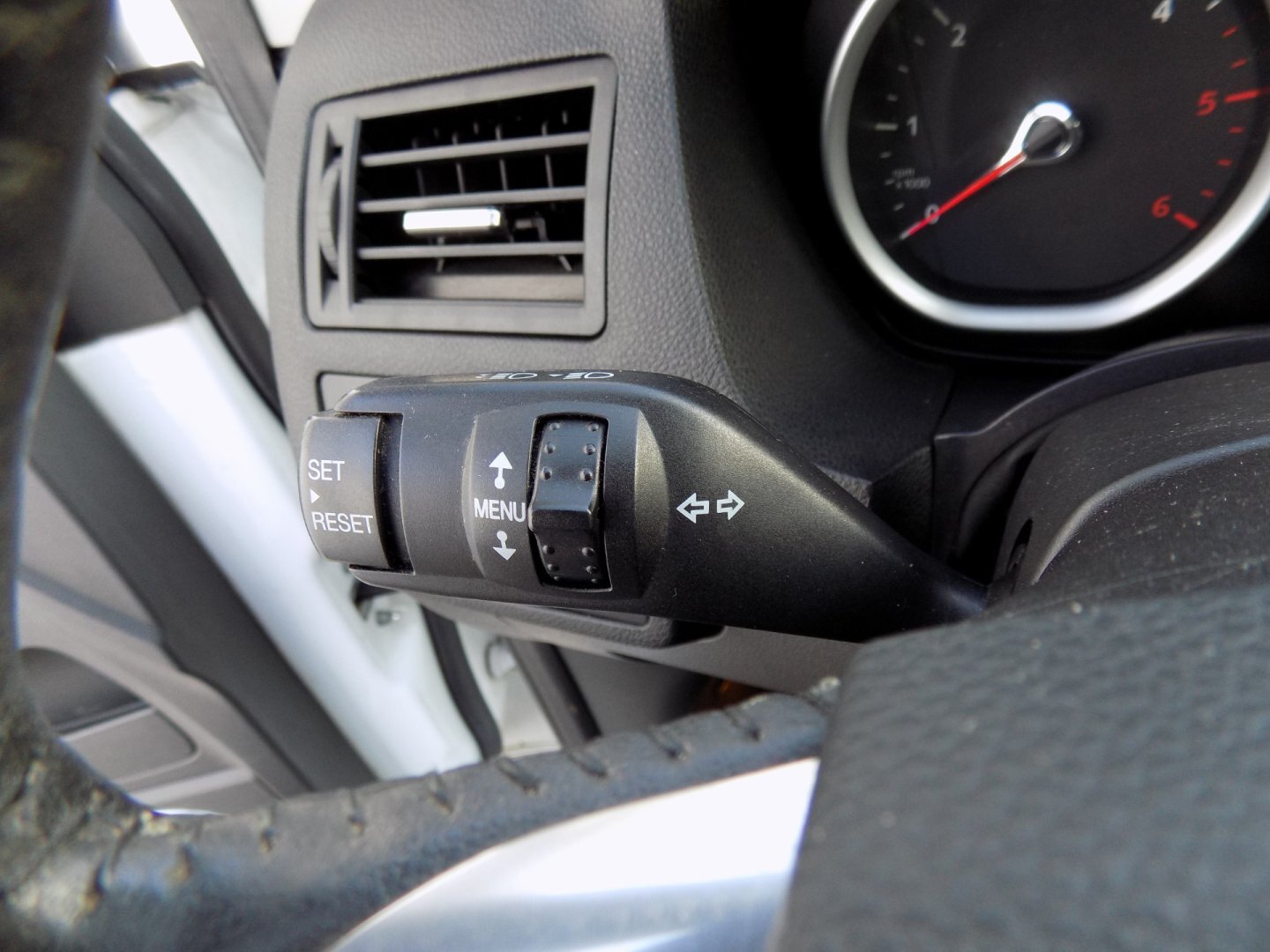 Ford Kuga SUV / Terénní 2,0 l 120 kw