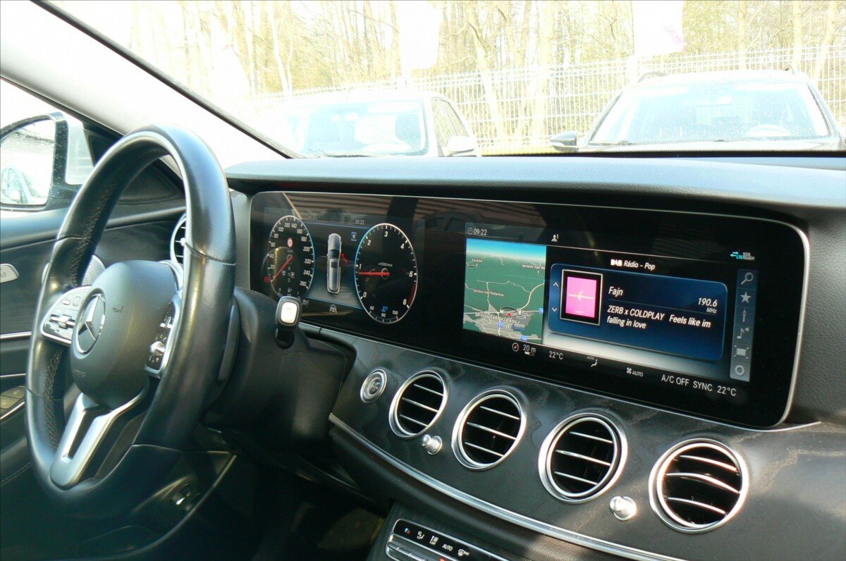 Mercedes-Benz Třídy E Kombi 2,0 l 143 kw