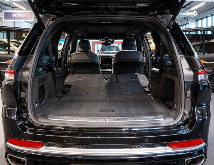 Jeep Grand Cherokee SUV / Terénní 5,7 l 266 kw