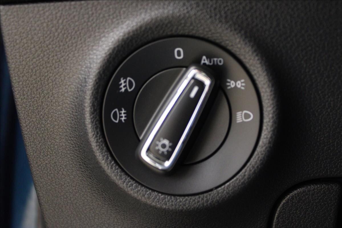 Škoda Karoq SUV / Terénní 1,5 l 110 kw