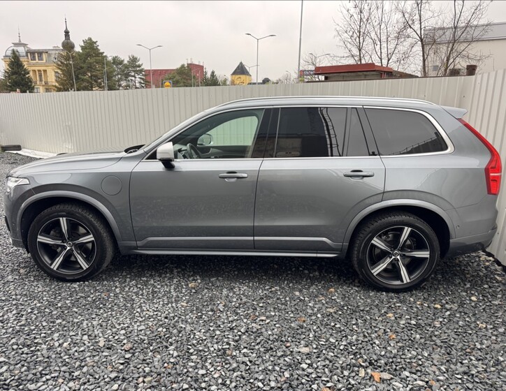 Volvo XC90 4