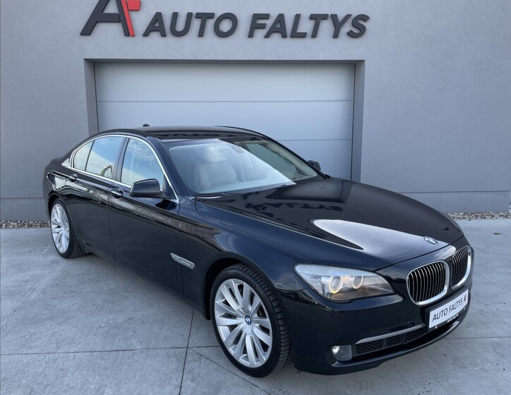 BMW Řada 7 1