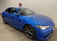 Alfa Romeo Giulia Sedan / Limuzína 2,0 l 206 kw