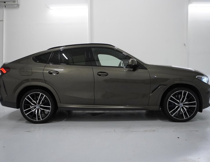 BMW X6 SUV 3,0 l 250 kw