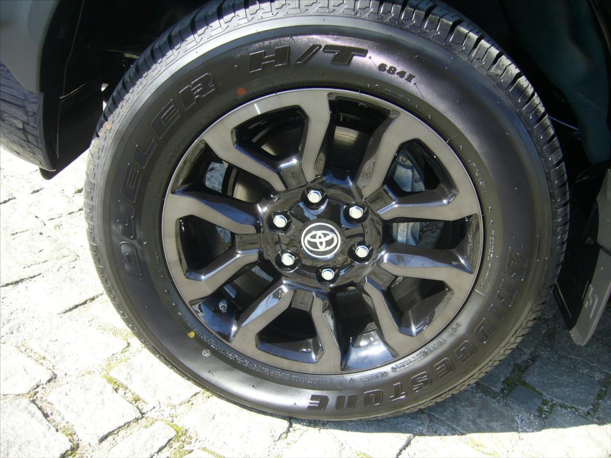 Toyota Hilux Pick-up 4,0 l 170 kw