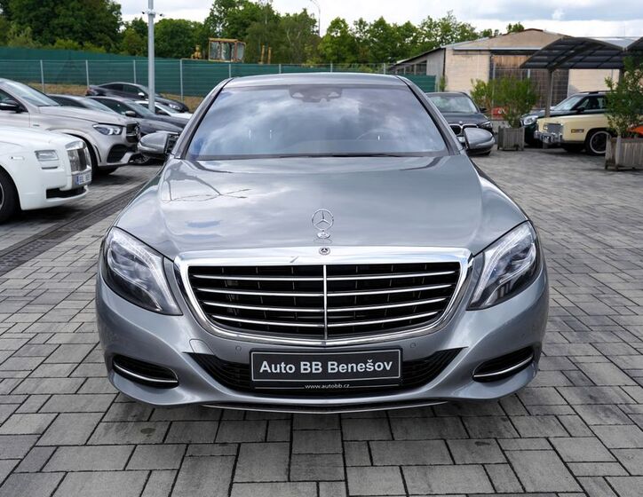 Mercedes-Benz Třídy S 1
